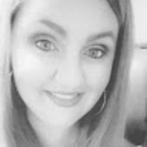 Meet your Posher, Lena